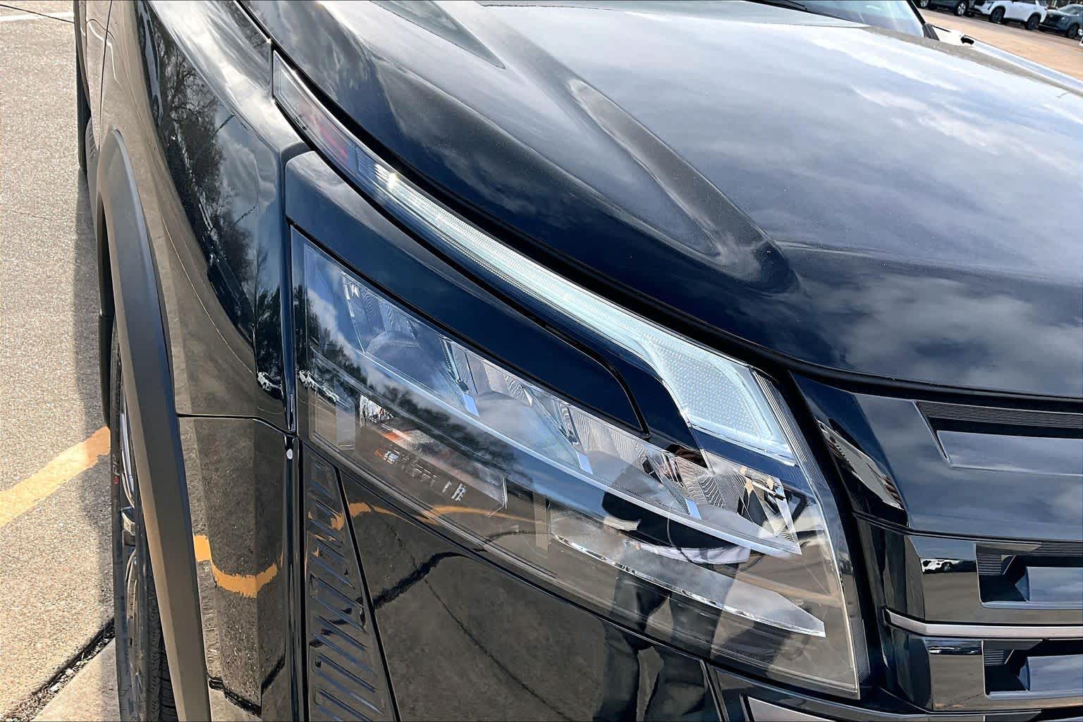 2026 Nissan Pathfinder SL Super Black at Sterling McCall Nissan