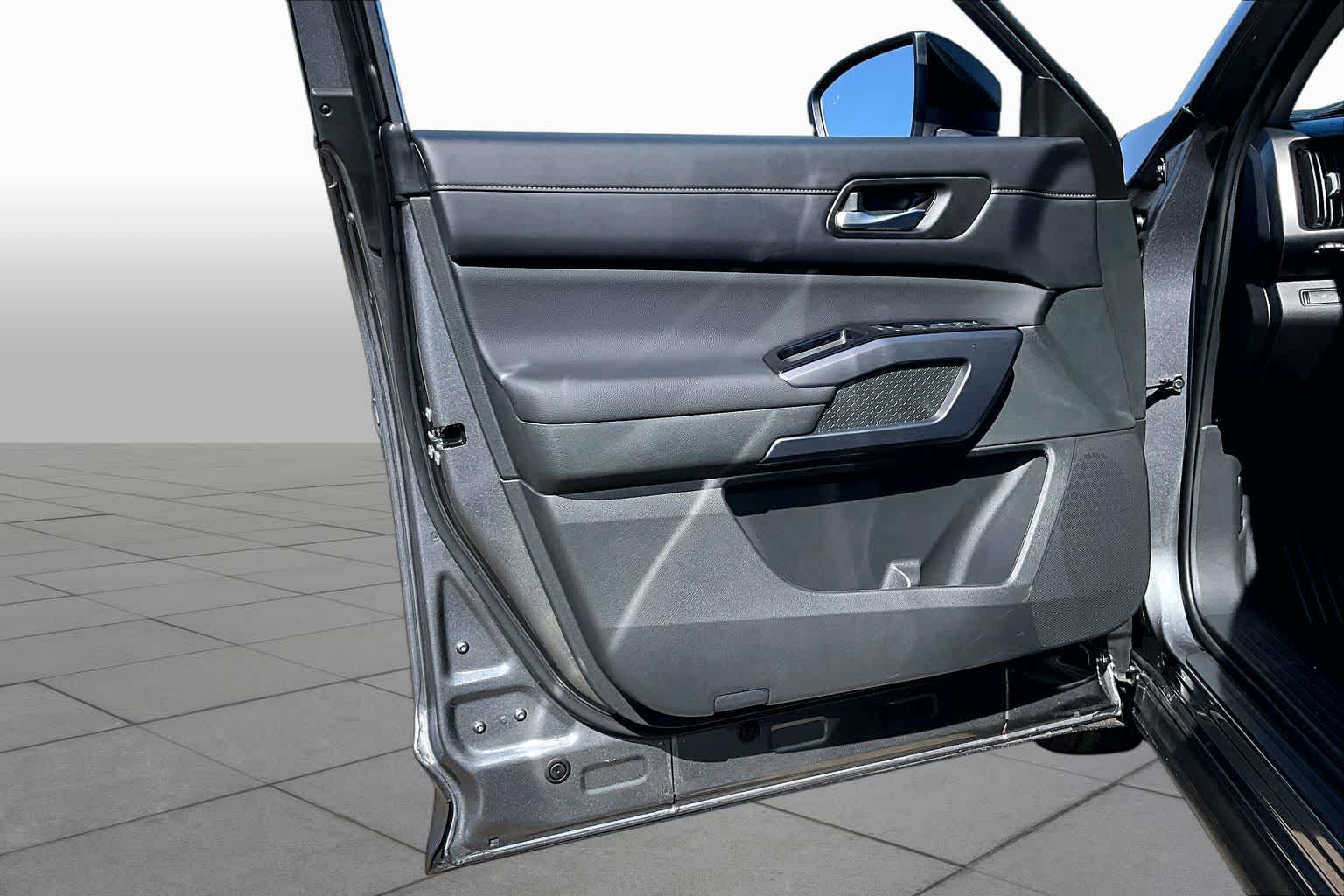 2026 Nissan Pathfinder SL Gun Metallic at Sterling McCall Nissan