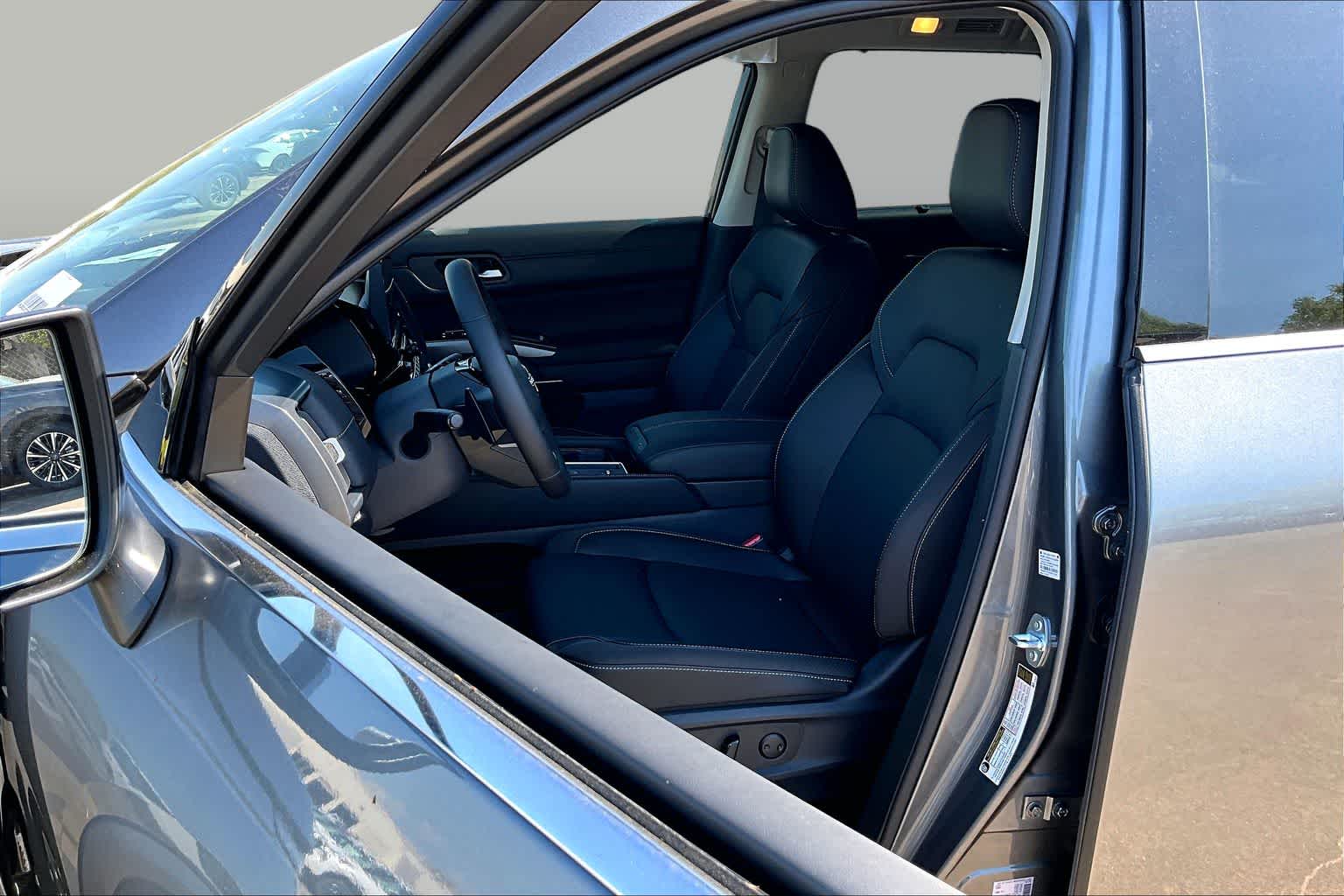 2026 Nissan Pathfinder SL Gun Metallic at Sterling McCall Nissan