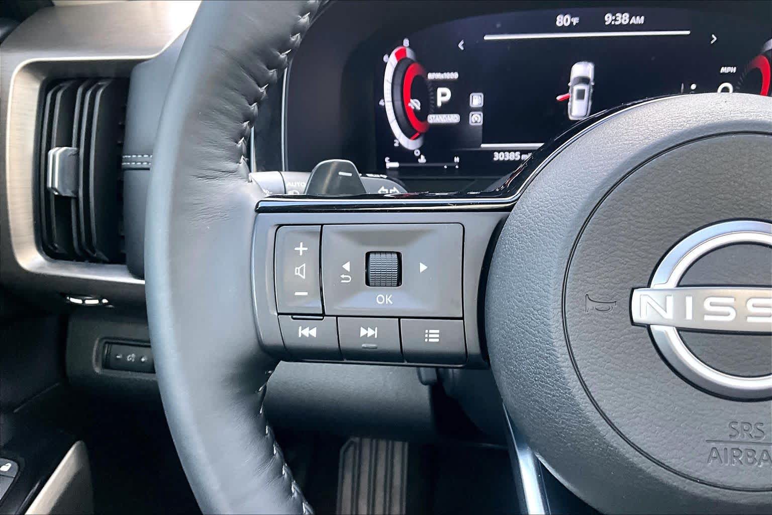 2024 Nissan Pathfinder Platinum Pearl White Tricoat/Super Black at Honda of Clear Lake