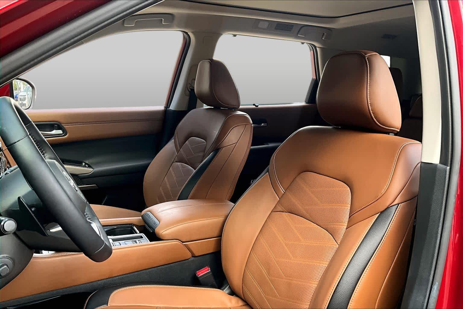2025 Nissan Pathfinder Platinum Scarlet Ember Tintcoat at Sterling McCall Nissan