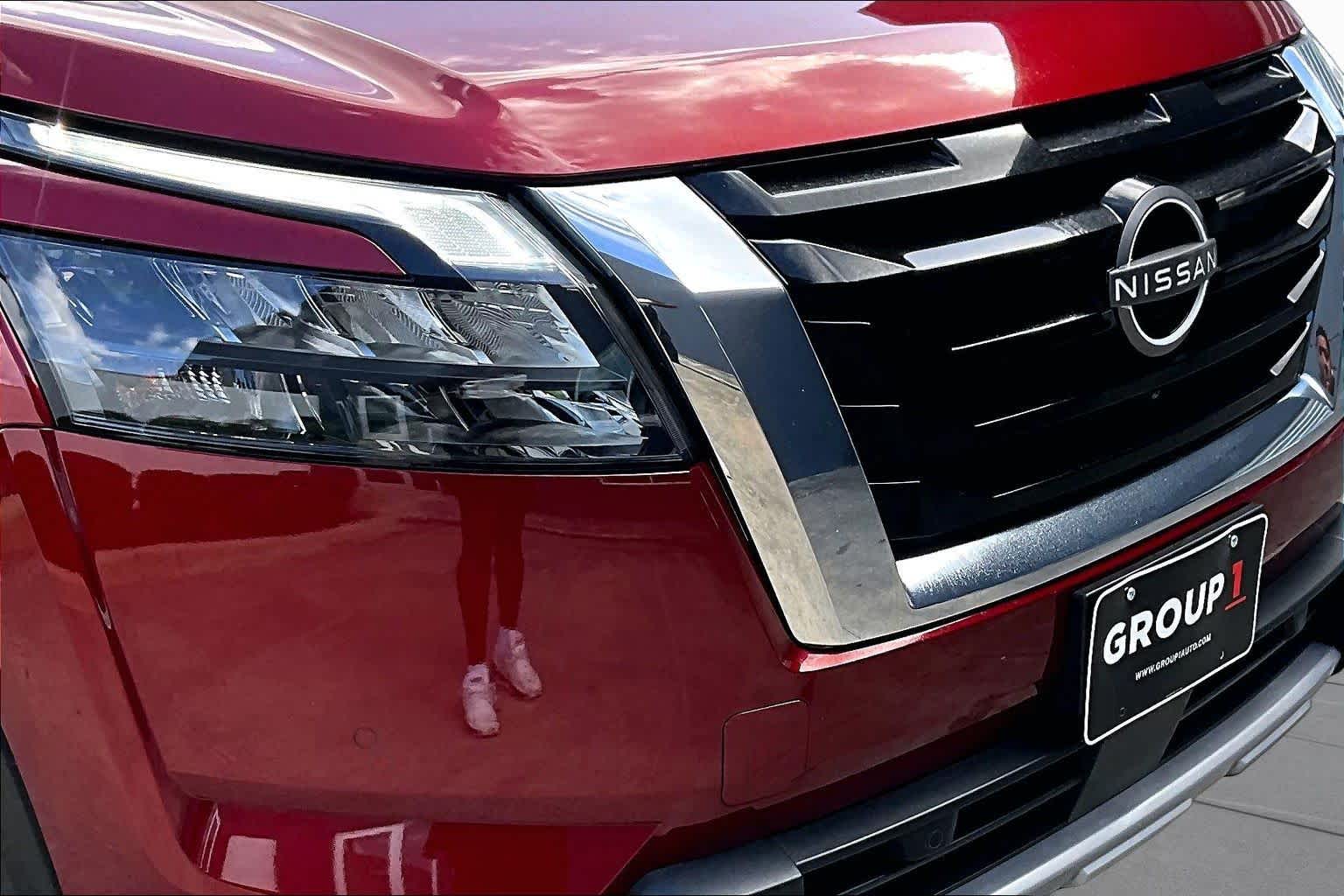 2025 Nissan Pathfinder Platinum Scarlet Ember Tintcoat at Sterling McCall Nissan