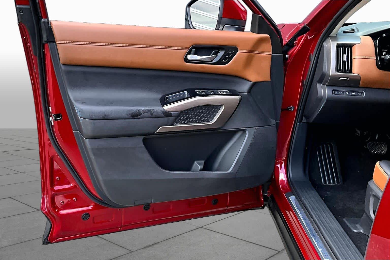 2025 Nissan Pathfinder Platinum Scarlet Ember Tintcoat at Sterling McCall Nissan