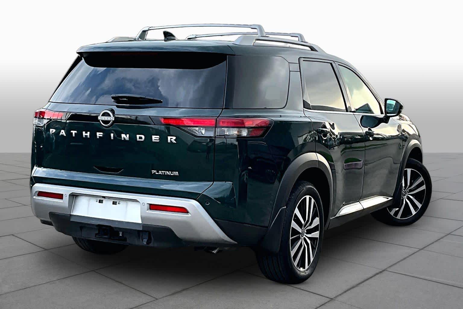 2025 Nissan Pathfinder Platinum Obsidian Green Pearl at Sterling McCall Nissan
