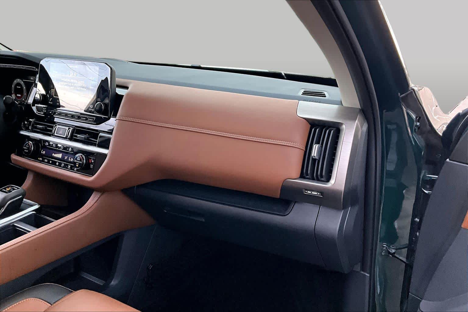 2025 Nissan Pathfinder Platinum Obsidian Green Pearl at Sterling McCall Nissan