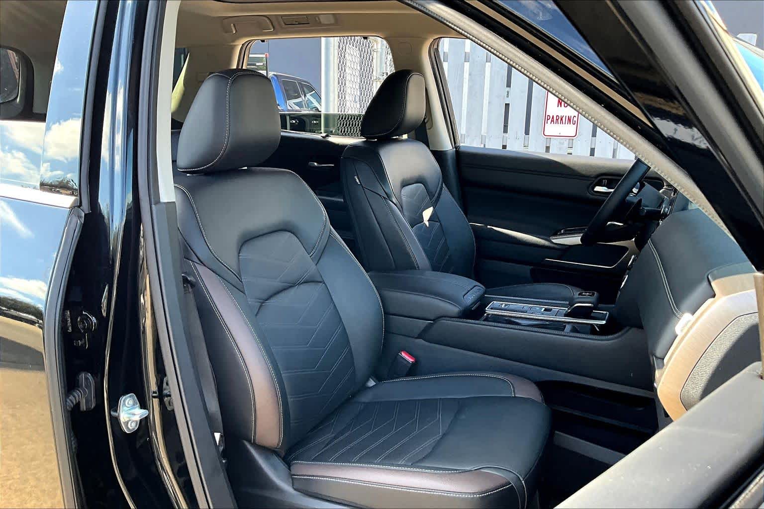 2024 Nissan Pathfinder Platinum Super Black at Tomball Ford