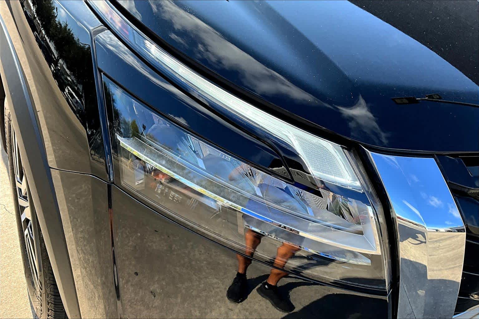 2024 Nissan Pathfinder Platinum Super Black at Tomball Ford
