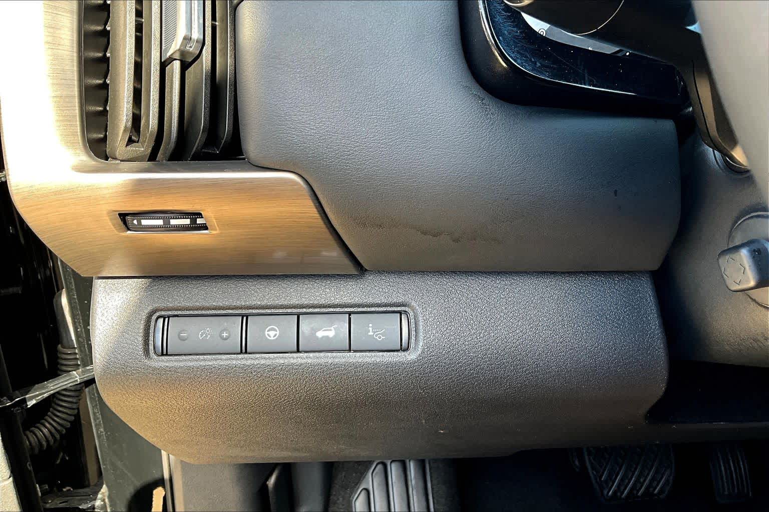 2024 Nissan Pathfinder Platinum Super Black at Tomball Ford