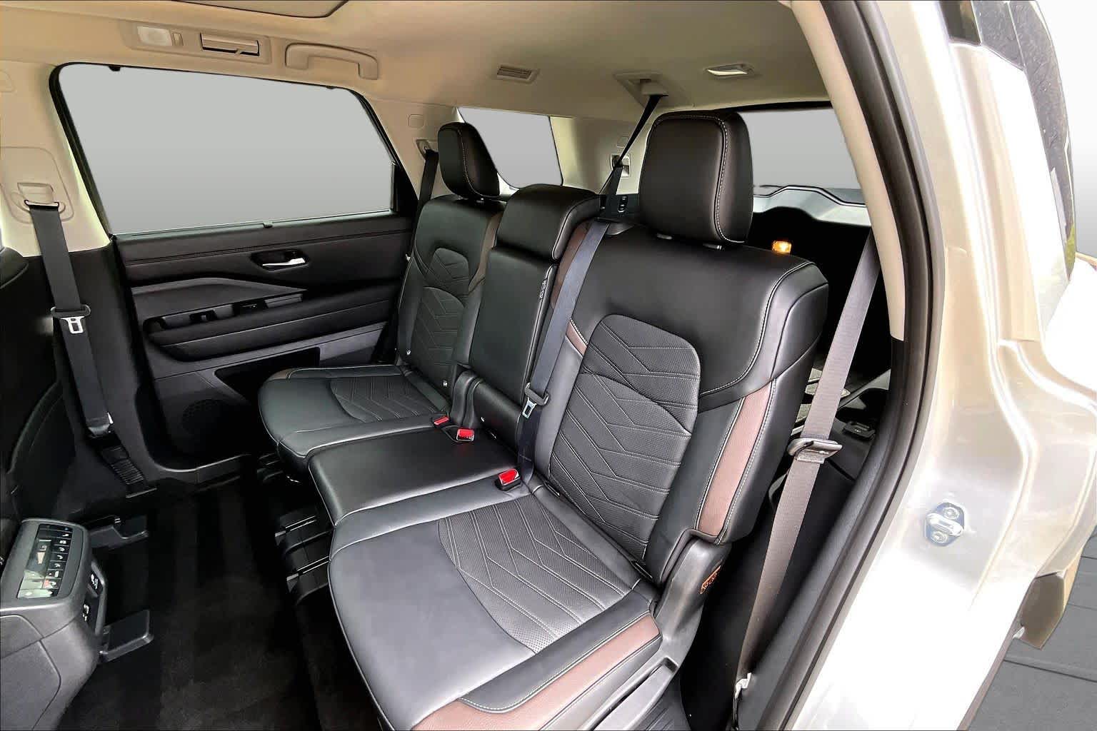 2025 Nissan Pathfinder Platinum Brilliant Silver Metallic at Sterling McCall Nissan