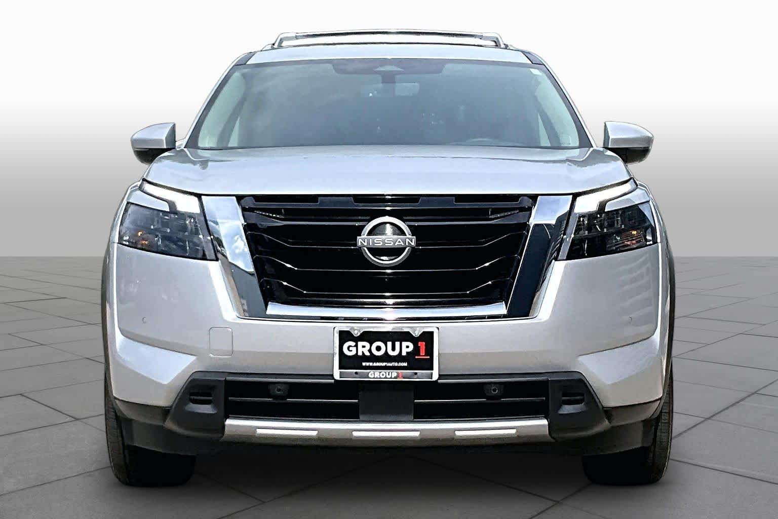 2025 Nissan Pathfinder Platinum Brilliant Silver Metallic at Sterling McCall Nissan