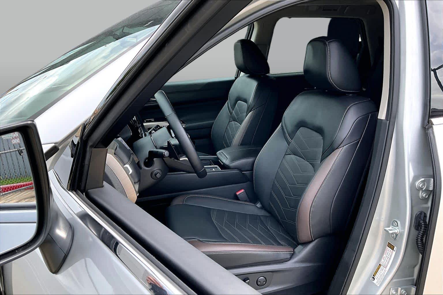 2025 Nissan Pathfinder Platinum Brilliant Silver Metallic at Sterling McCall Nissan