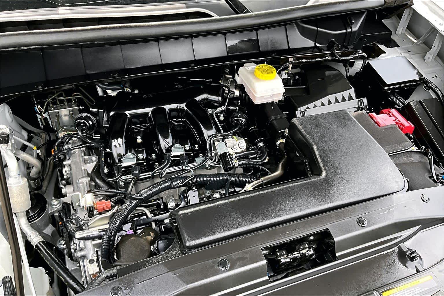 2025 Nissan Pathfinder Platinum Brilliant Silver Metallic at Sterling McCall Nissan