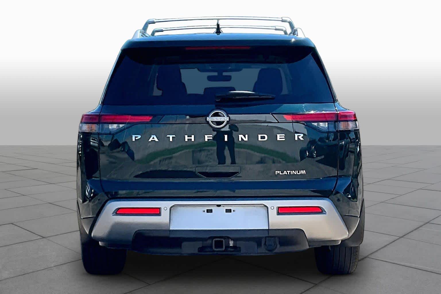 2025 Nissan Pathfinder Platinum Obsidian Green Pearl at Mac Haik Ford