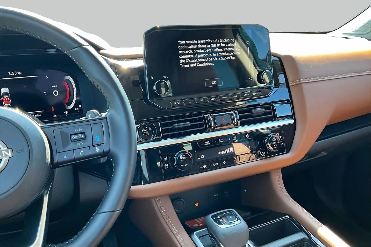2025 Nissan Pathfinder Platinum Obsidian Green Pearl at Mac Haik Ford