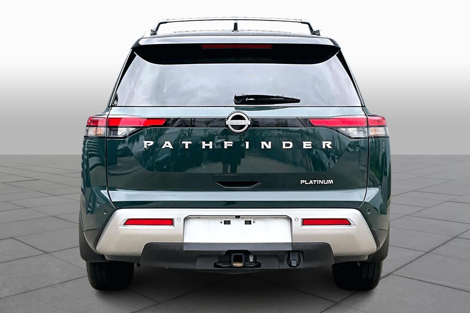 2024 Nissan Pathfinder Platinum Obsidian Green Pearl/Super Black at Sterling McCall Nissan