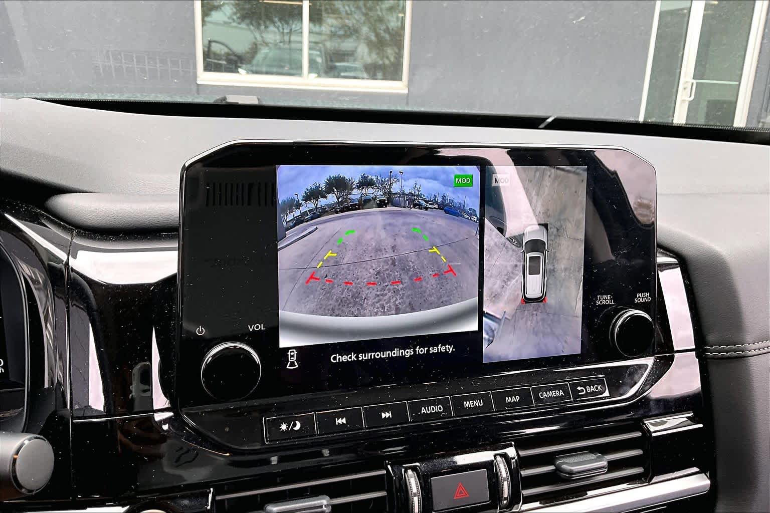 2024 Nissan Pathfinder Platinum Obsidian Green Pearl/Super Black at Sterling McCall Nissan