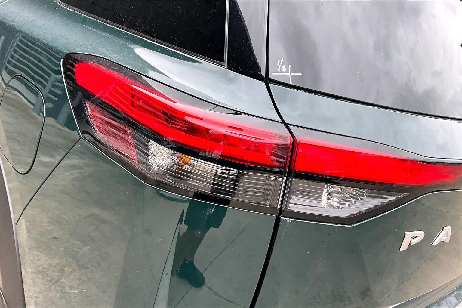 2024 Nissan Pathfinder Platinum Obsidian Green Pearl/Super Black at Sterling McCall Nissan