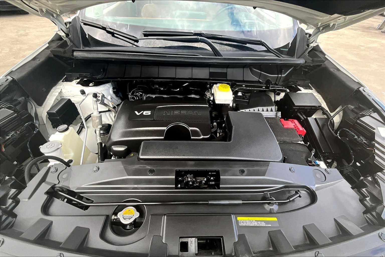 2022 Nissan Pathfinder Platinum Pearl White Tricoat at Sterling McCall Nissan