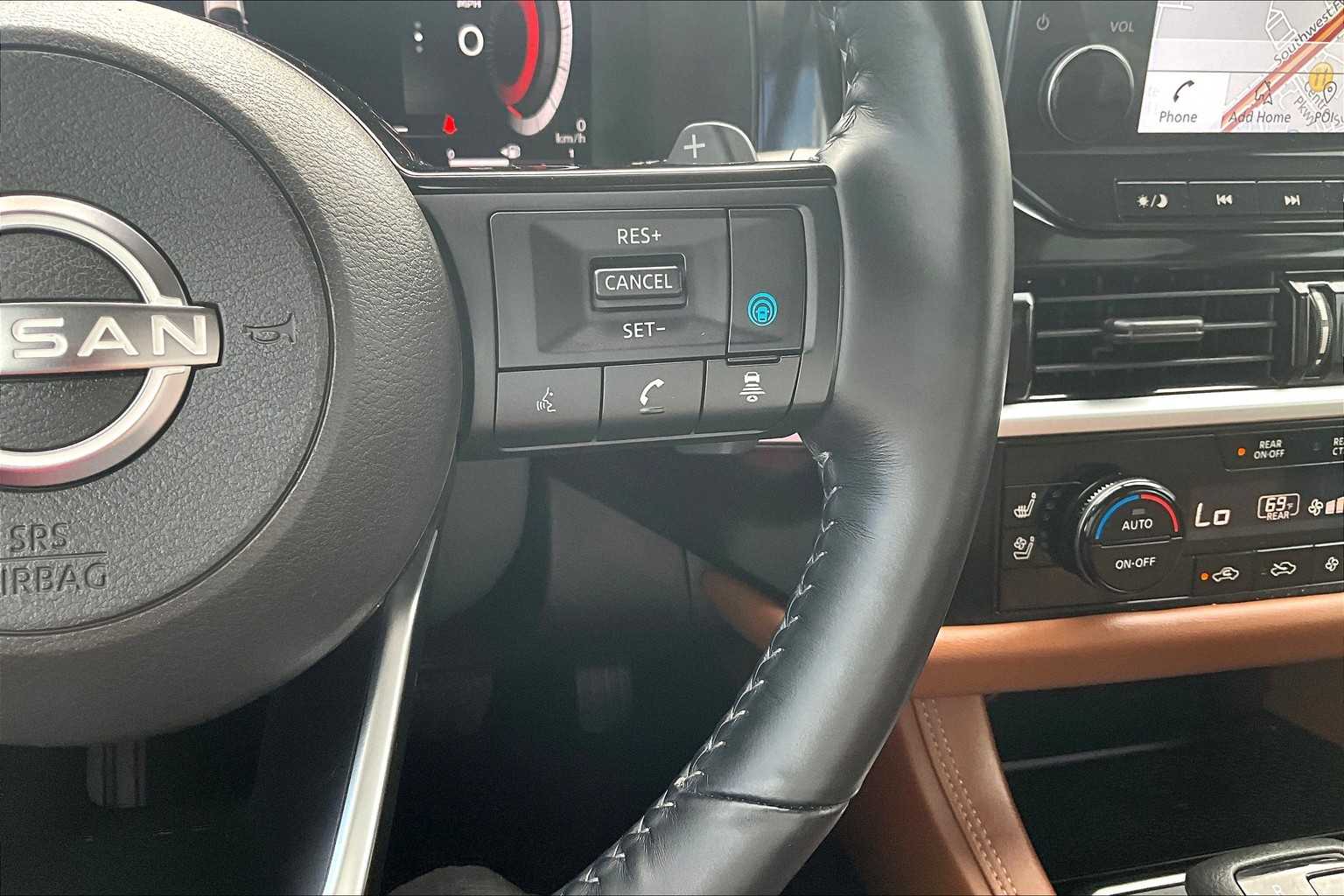 2022 Nissan Pathfinder Platinum Pearl White Tricoat at Sterling McCall Nissan