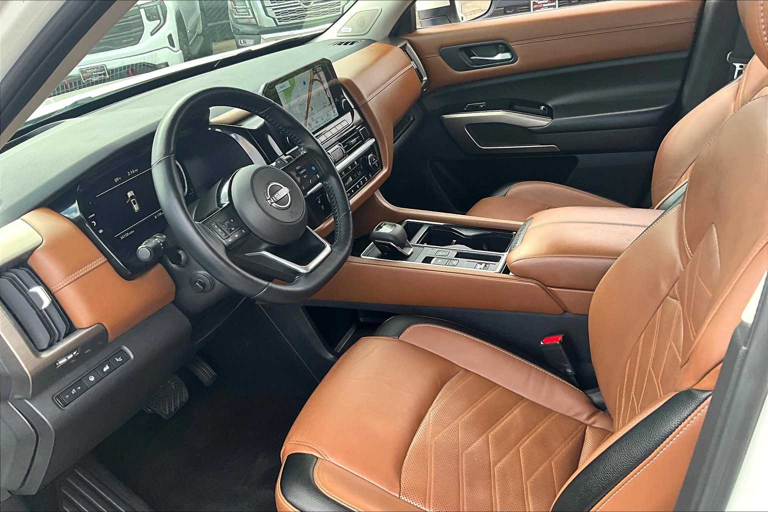 2022 Nissan Pathfinder Platinum Pearl White Tricoat at Sterling McCall Nissan