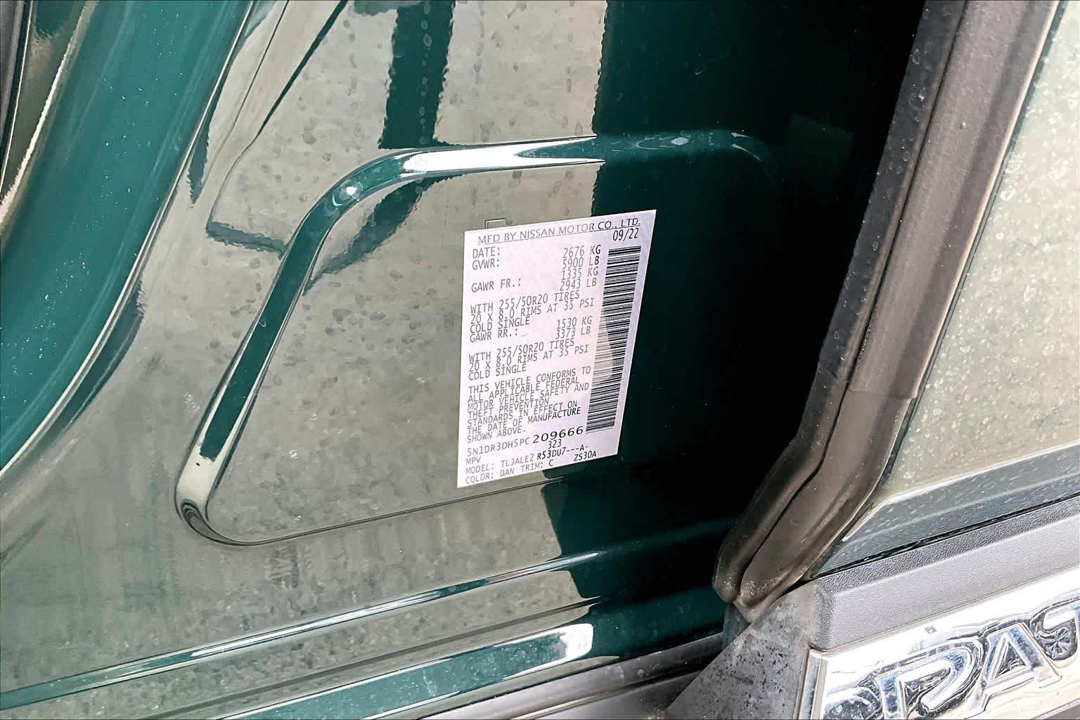 2023 Nissan Pathfinder Platinum Obsidian Green Pearl at Sterling McCall Nissan