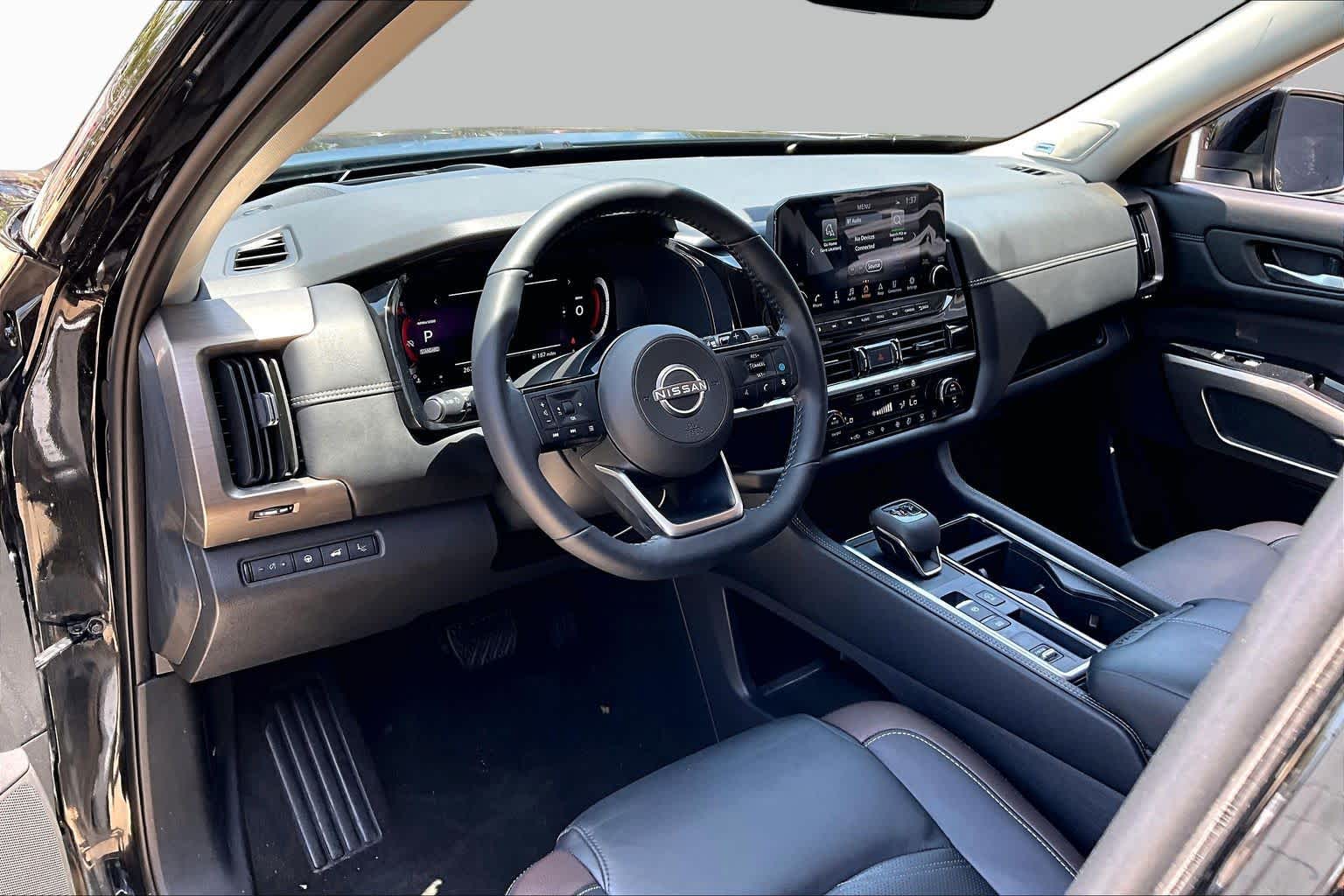 2023 Nissan Pathfinder Platinum Super Black at Sterling McCall Nissan