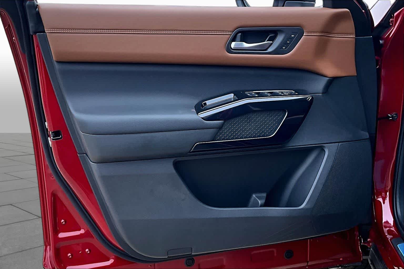 2026 Nissan Pathfinder Platinum Scarlet Ember Tintcoat/Super Black at Sterling McCall Nissan