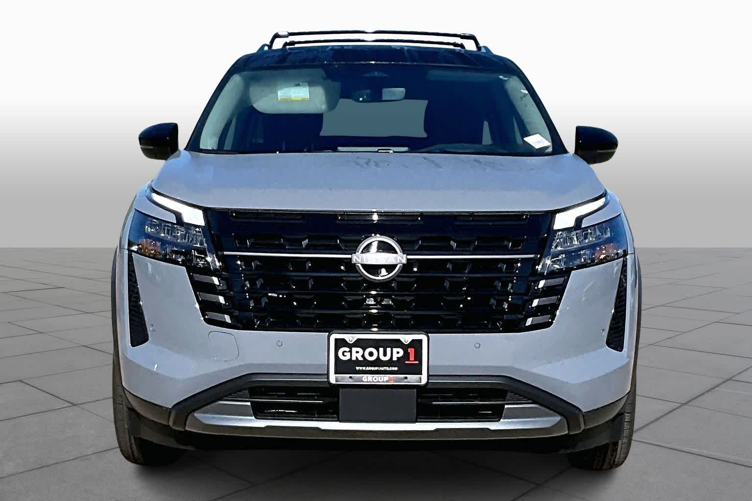 2026 Nissan Pathfinder Platinum Boulder Gray Pearl/Super Black at Sterling McCall Nissan