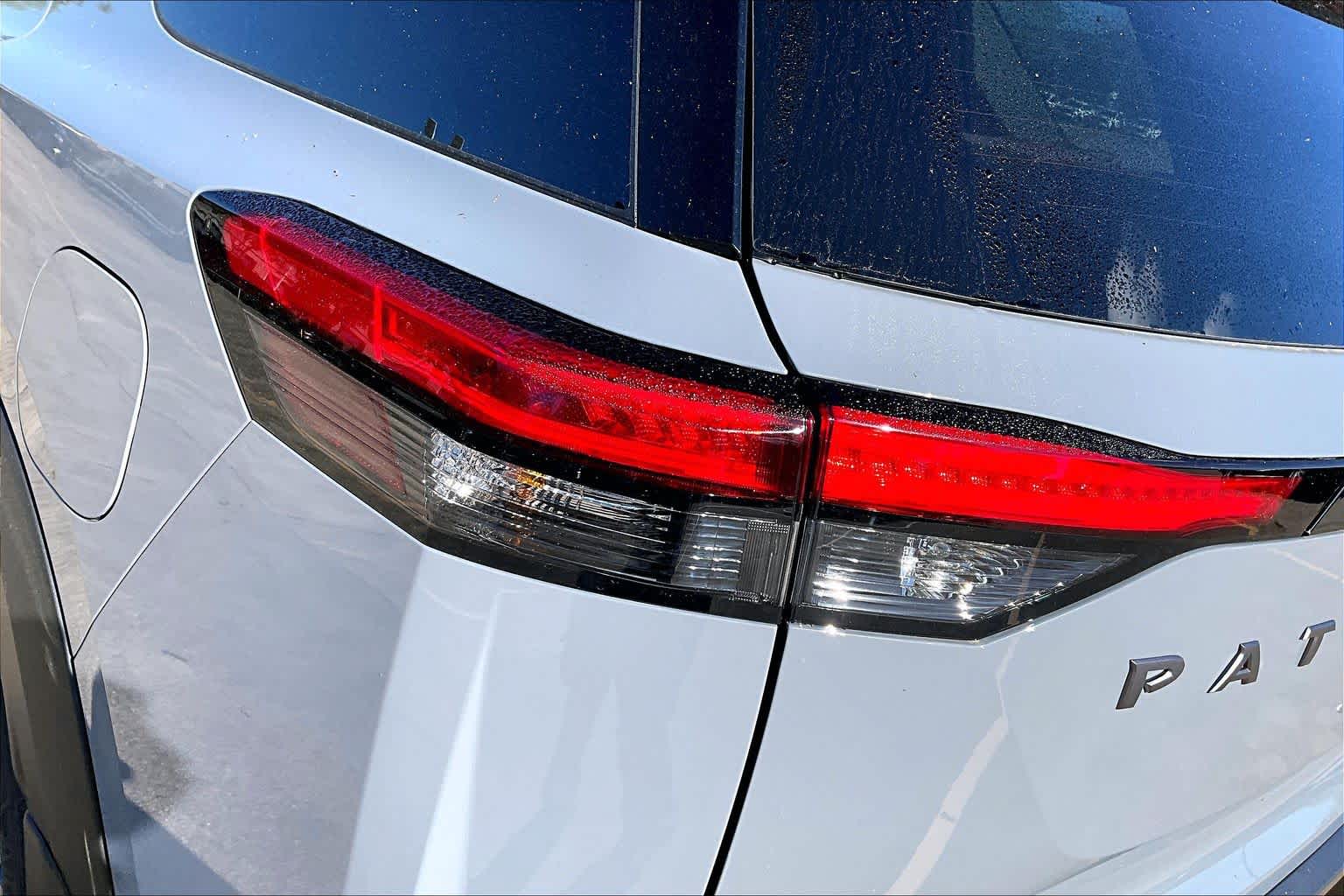 2026 Nissan Pathfinder Platinum Boulder Gray Pearl/Super Black at Sterling McCall Nissan