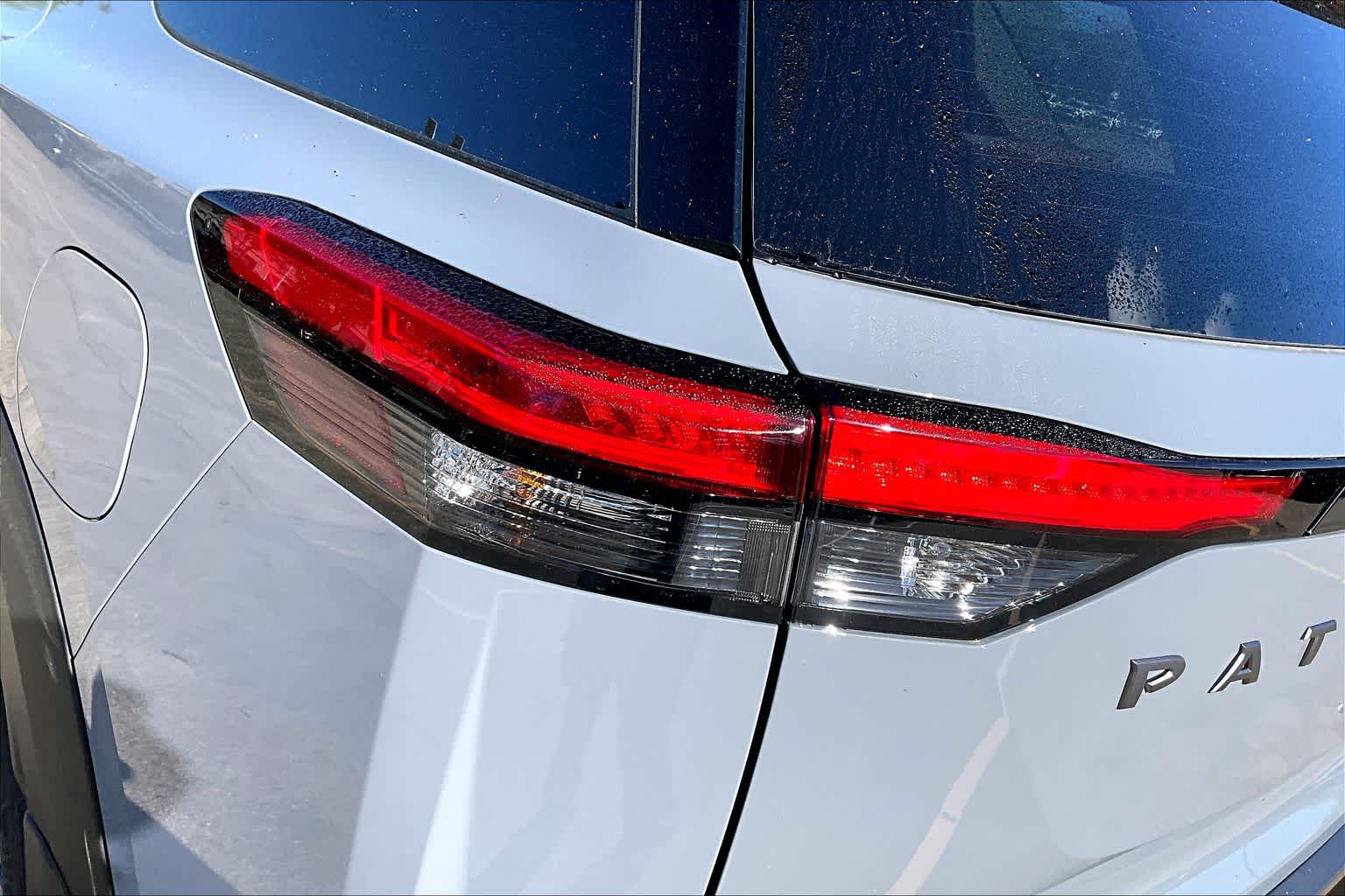 2026 Nissan Pathfinder Platinum Boulder Gray Pearl/Super Black at Sterling McCall Nissan