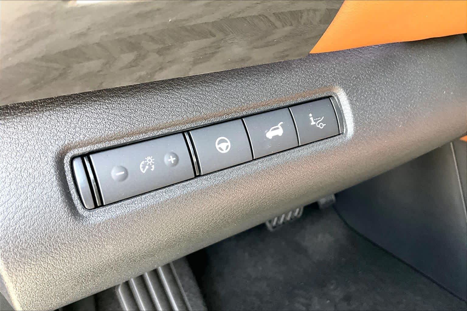 2026 Nissan Pathfinder Platinum Gun Metallic at Sterling McCall Nissan