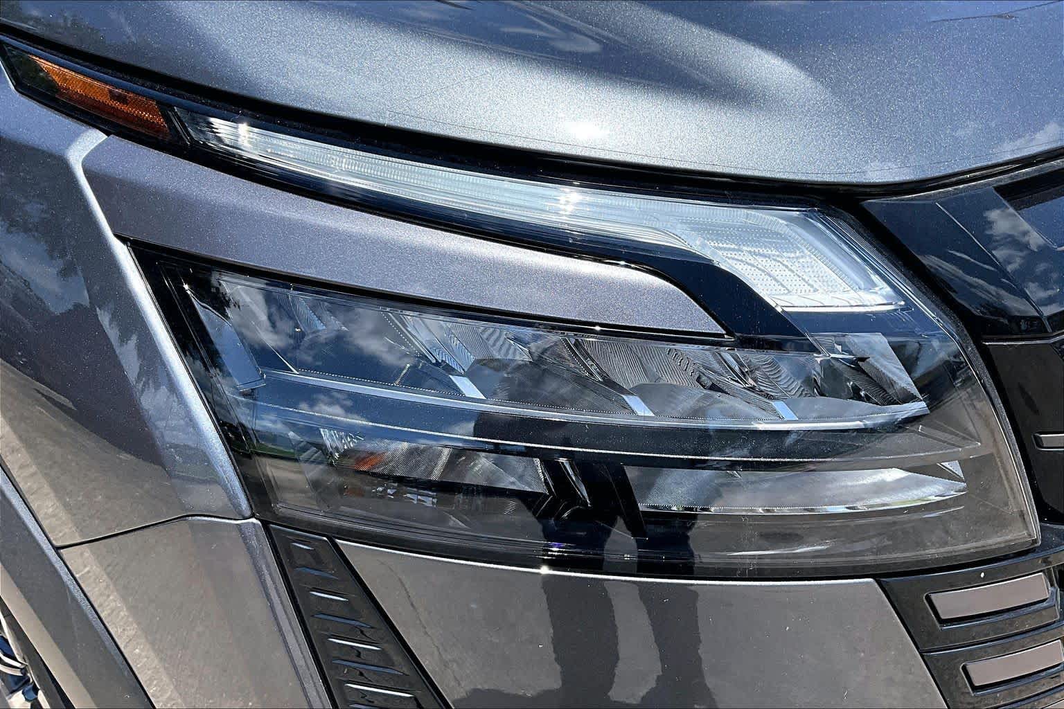 2026 Nissan Pathfinder Platinum Gun Metallic at Sterling McCall Nissan