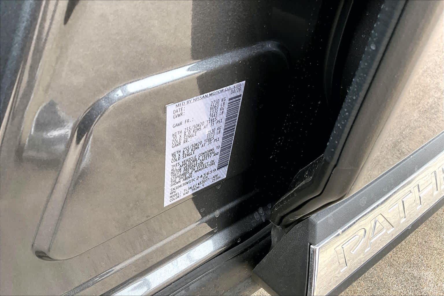 2026 Nissan Pathfinder Platinum Gun Metallic at Mac Haik Ford