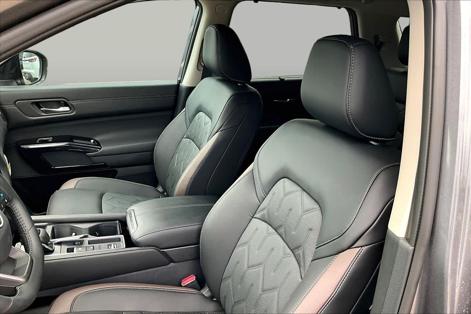 2026 Nissan Pathfinder Platinum Gun Metallic at Mac Haik Ford