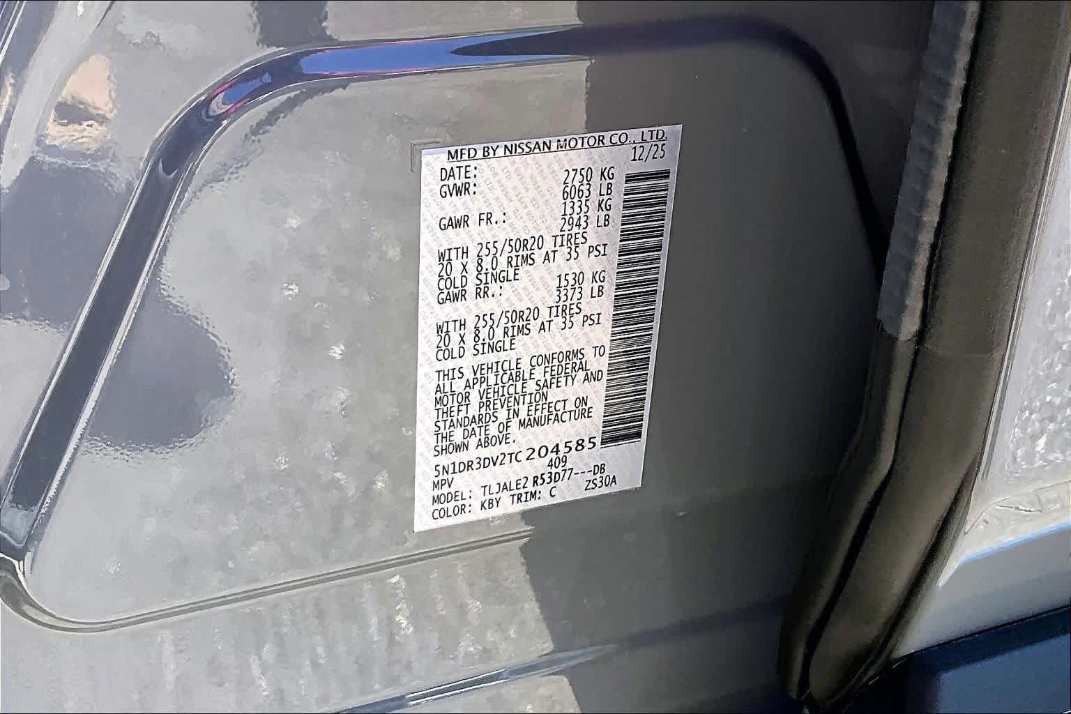 2026 Nissan Pathfinder Platinum Boulder Gray Pearl/Super Black at Sterling McCall Nissan