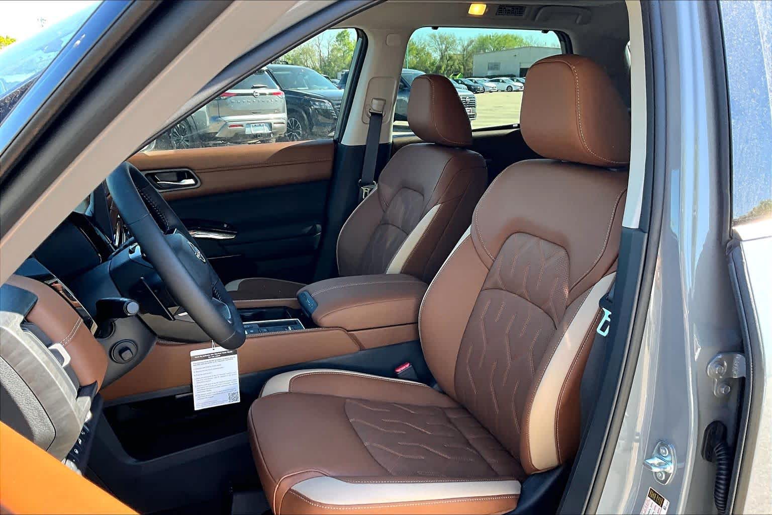 2026 Nissan Pathfinder Platinum Boulder Gray Pearl/Super Black at Sterling McCall Nissan