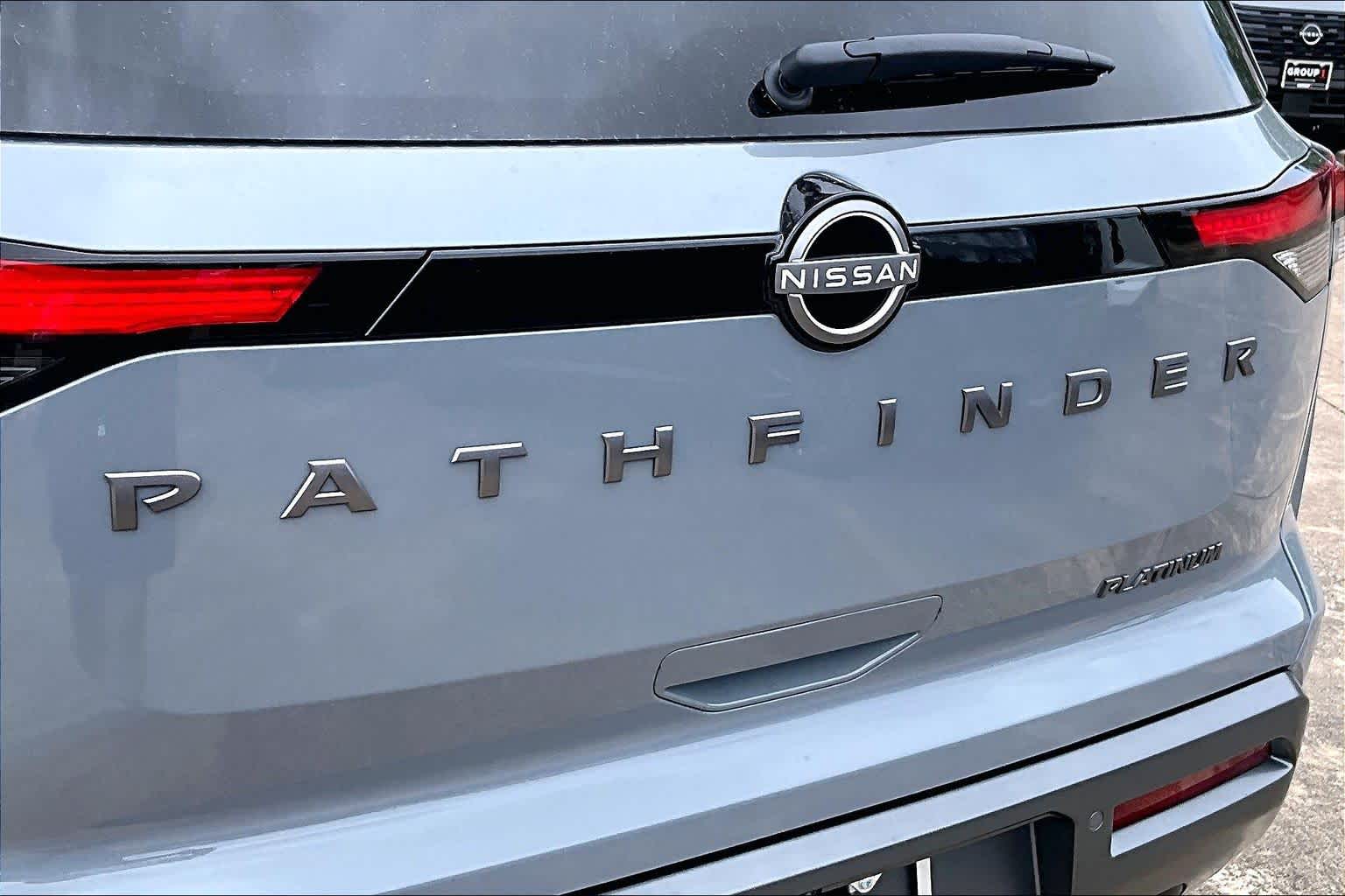 2026 Nissan Pathfinder Platinum Boulder Gray Pearl at Sterling McCall Nissan