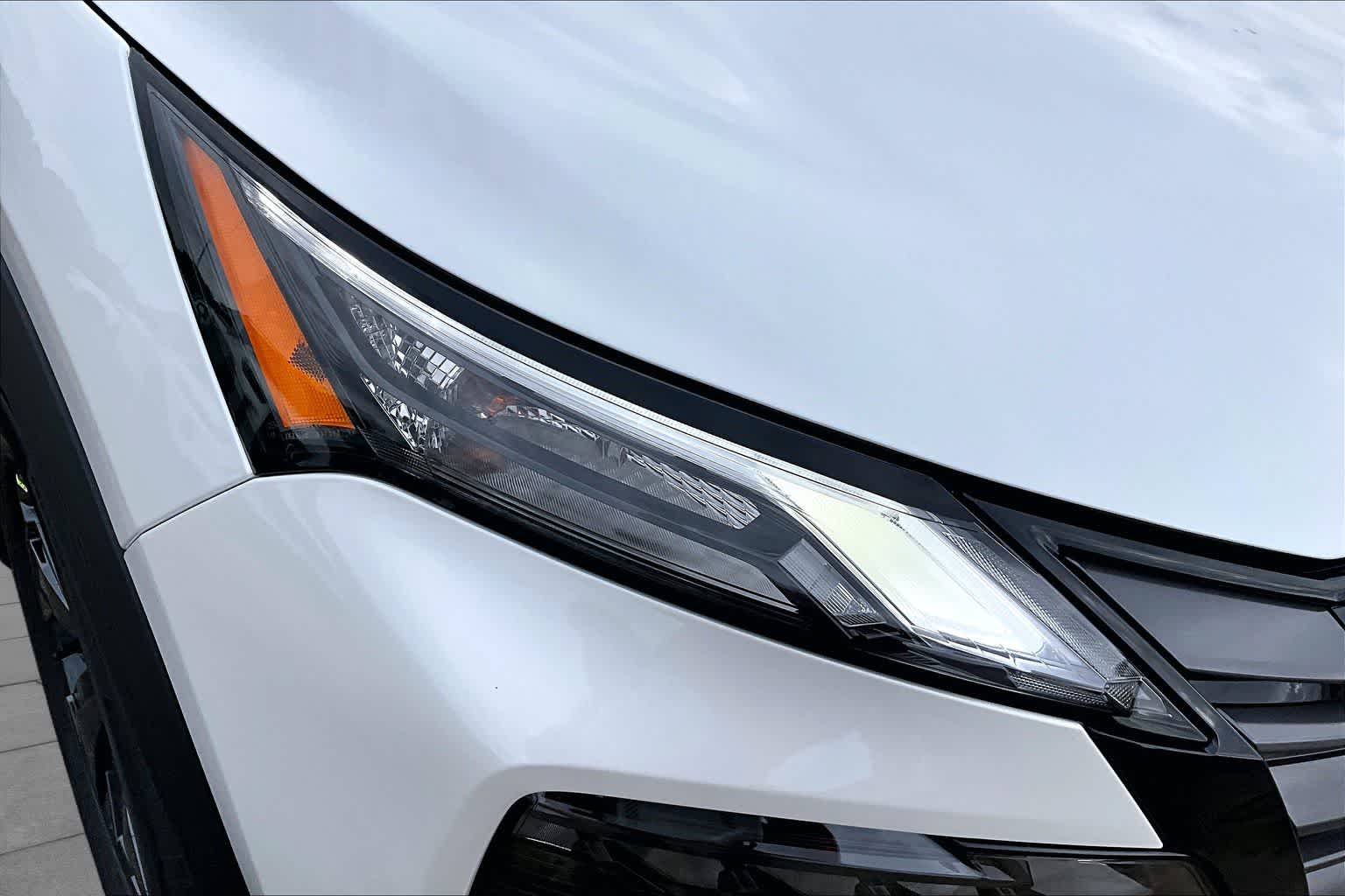 2026 Nissan Pathfinder photo 18 of 18