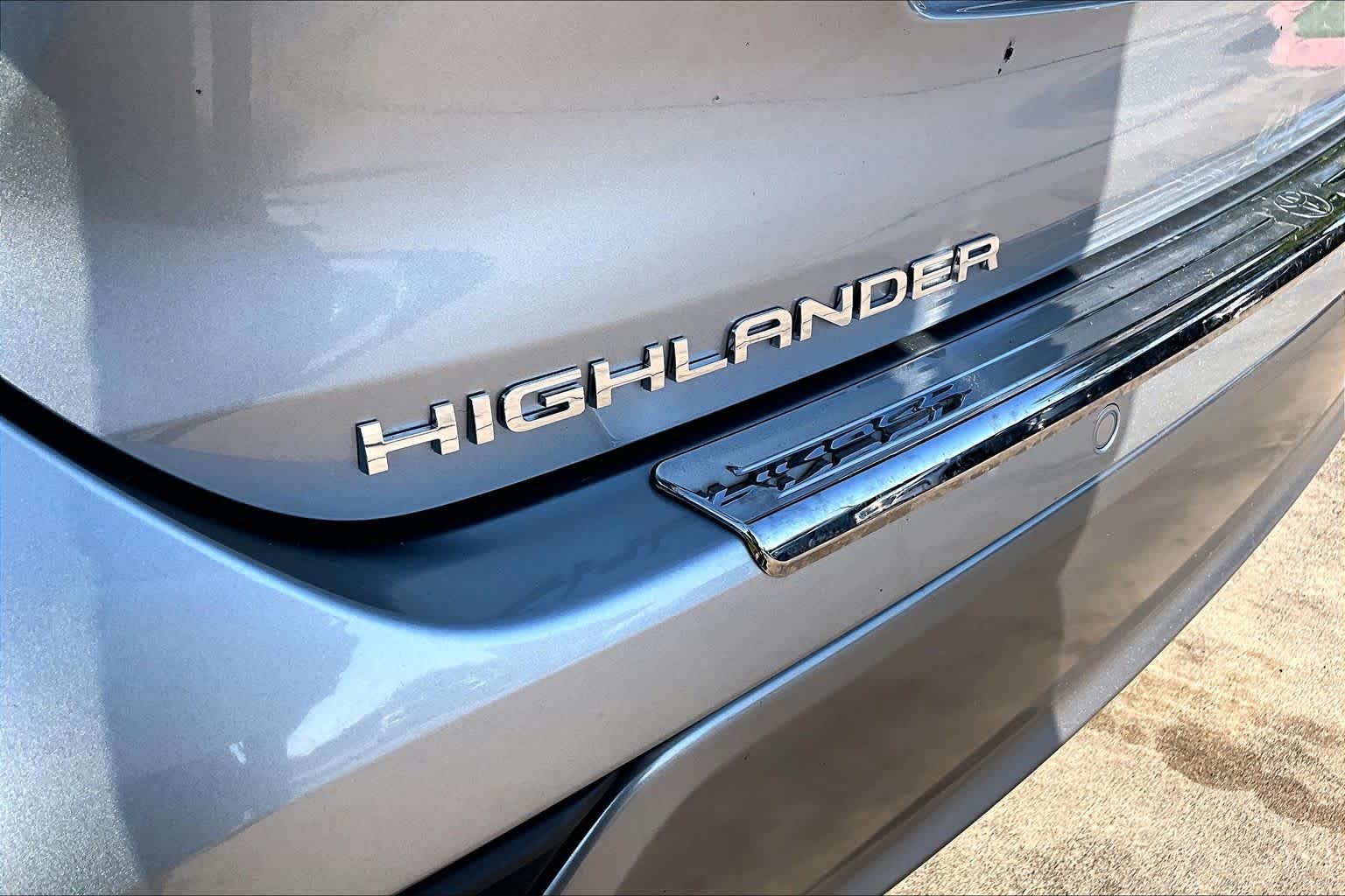 2024 Toyota Highlander Platinum Celestial Silver Metallic at AutoNation Chrysler Jeep Dodge Ram Spring