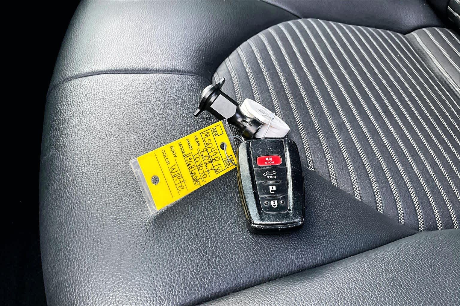 2021 Toyota Highlander XSE Blizzard Pearl at AutoNation USA Katy