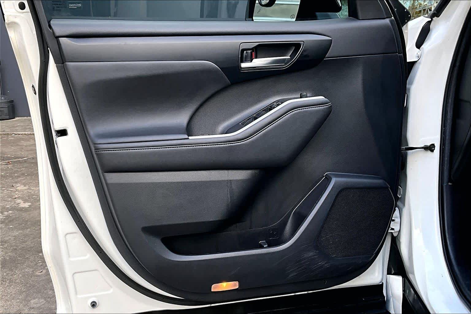 2021 Toyota Highlander XSE Blizzard Pearl at AutoNation USA Katy