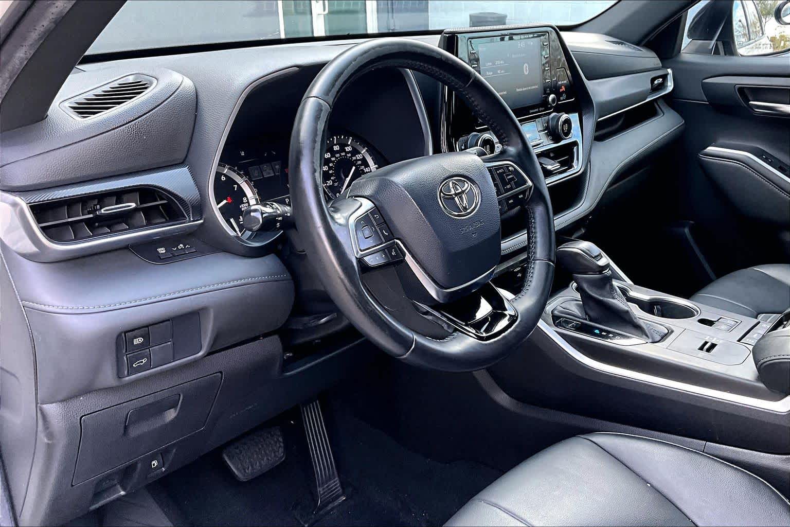 2021 Toyota Highlander XSE Blizzard Pearl at AutoNation USA Katy