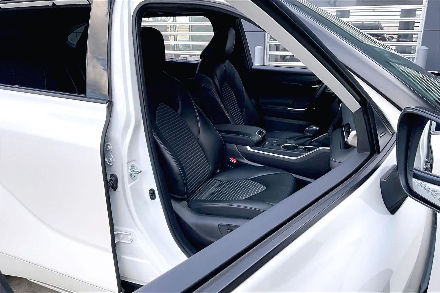 2021 Toyota Highlander XSE Blizzard Pearl at AutoNation USA Katy