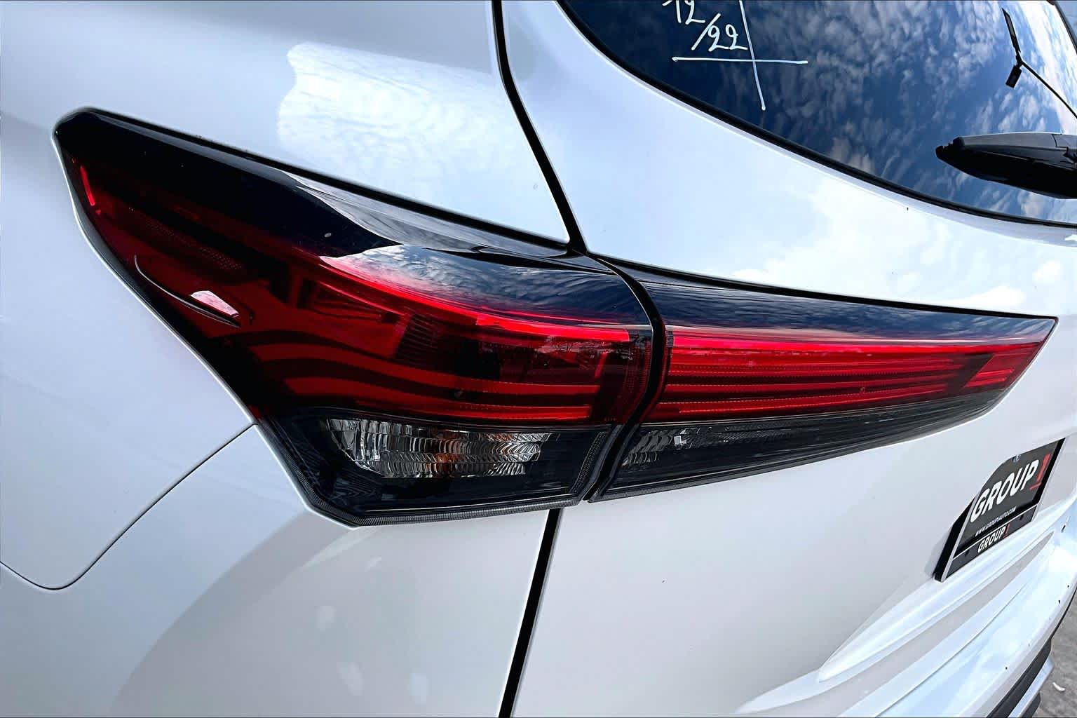 2021 Toyota Highlander XSE Blizzard Pearl at AutoNation USA Katy