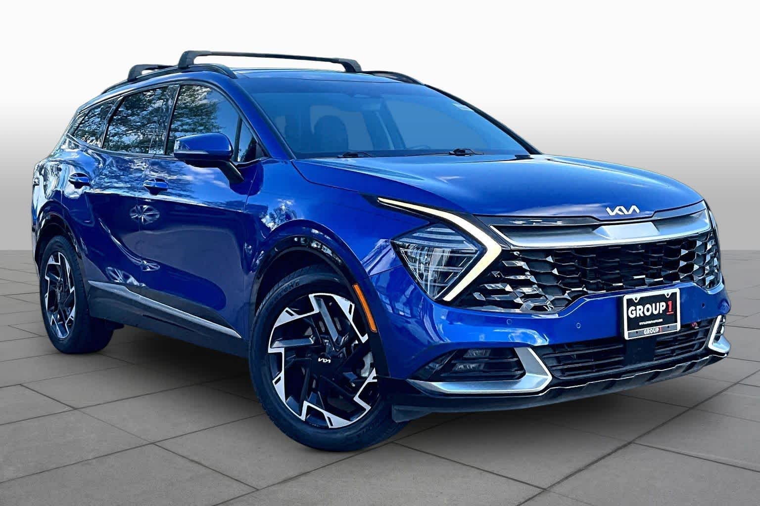 2023 Kia Sportage photo 2 of 32