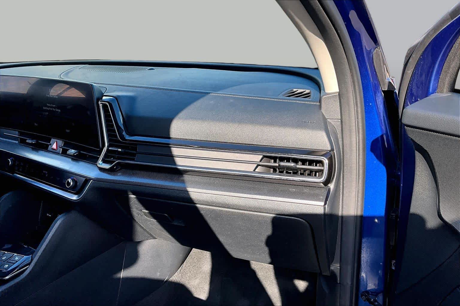 2023 Kia Sportage photo 16 of 32