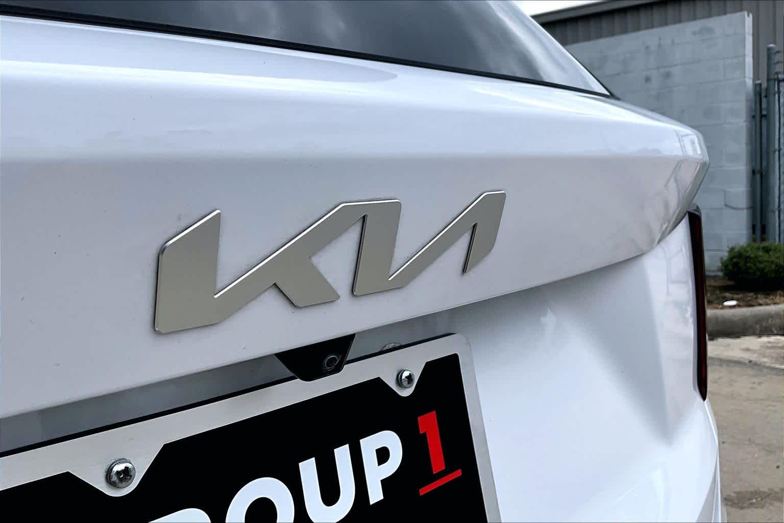 2024 Kia Sorento S Glacial White Pearl at Westside Kia