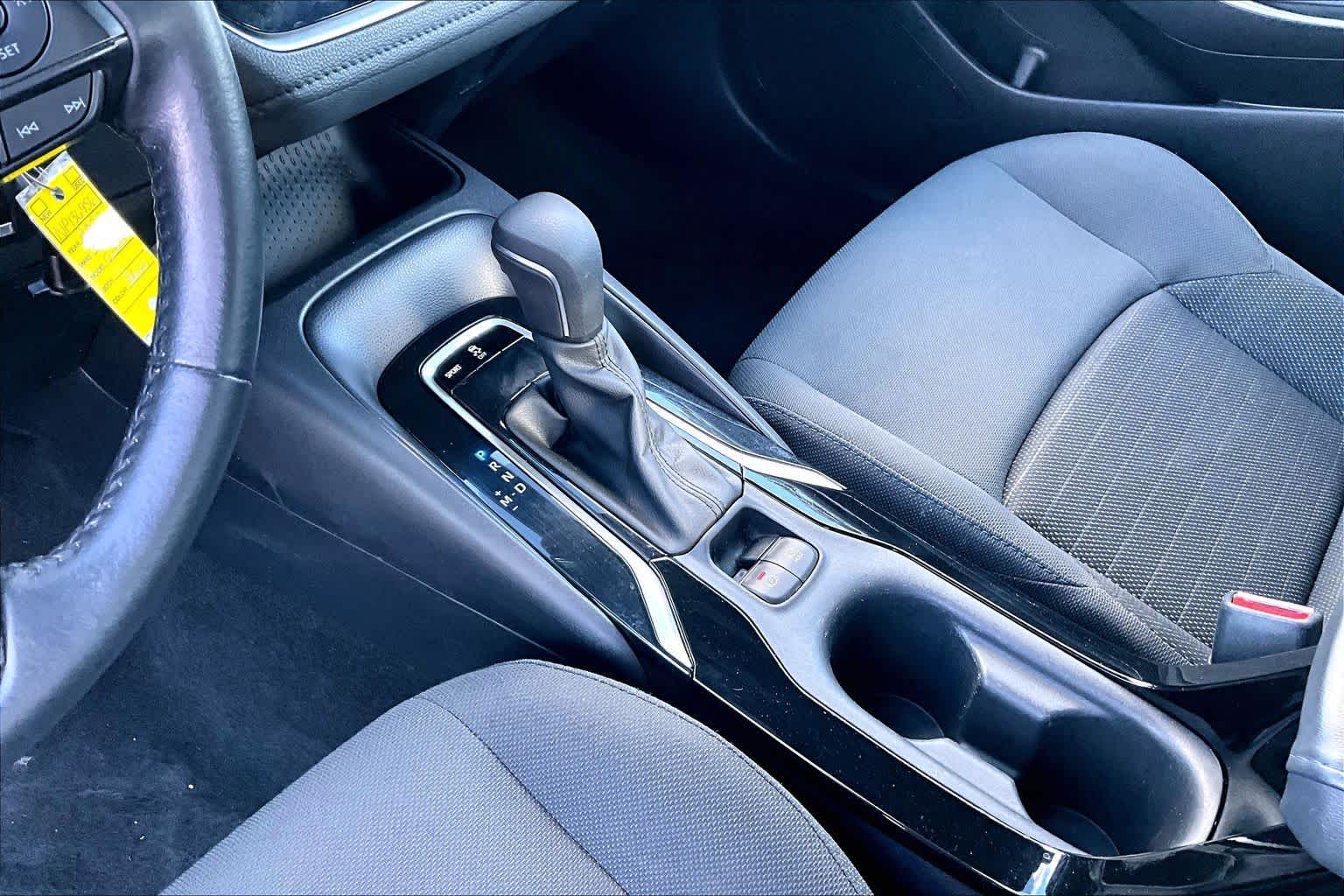2022 Toyota Corolla photo 15 of 32