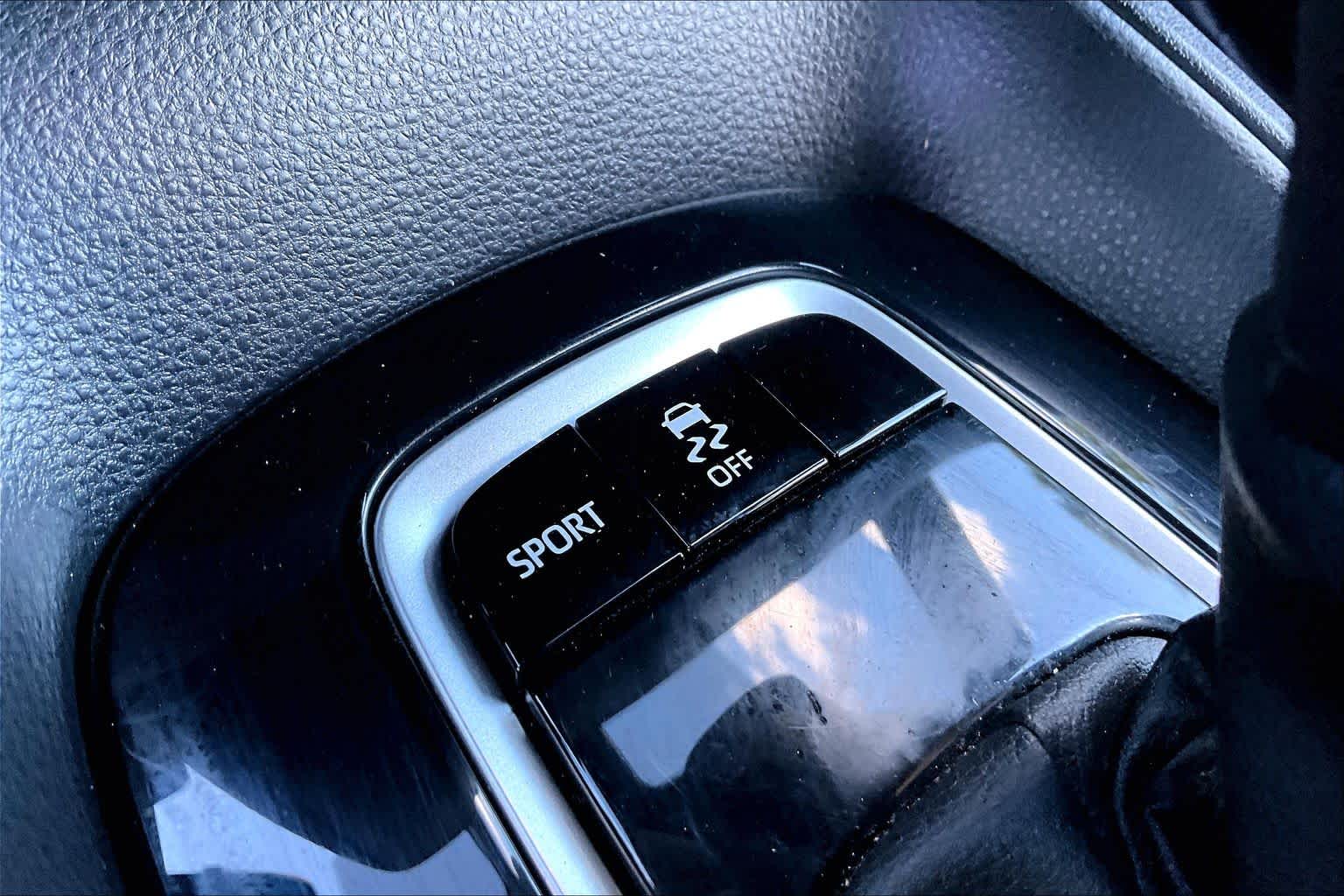 2022 Toyota Corolla photo 31 of 32