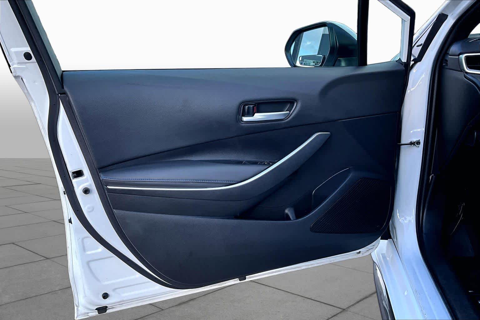 2022 Toyota Corolla photo 20 of 32
